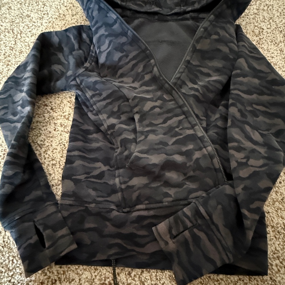 lululemon athletica Black Gray Camo Jacket